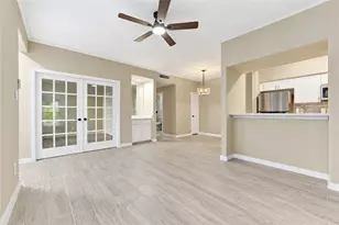 706 Bering Dr, Houston, TX 77057 - Photo 3