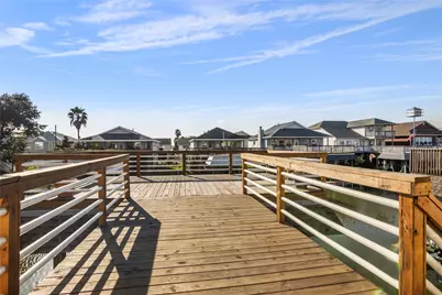 4 N Curlew Street, La Marque, TX 77568 - Photo 43