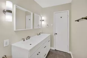 5502 Effingham Dr, Houston, TX 77035 - Photo 19