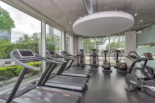 1901 Post Oak Blvd, Houston, TX 77056 - Photo 21