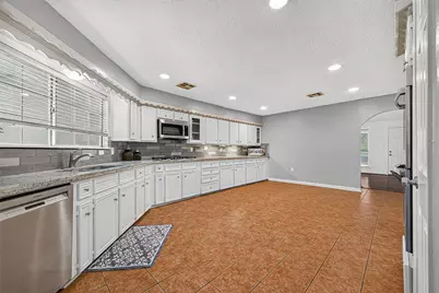 15814 Boulder Oaks Drive, Houston, TX 77084 - Photo 9