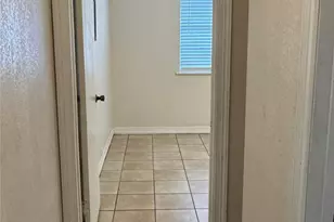 10942 Dunvegan Way, Houston, TX 77013 - Photo 19
