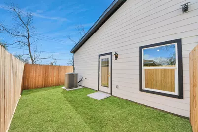 5506 Bacher St Street #A/B, Houston, TX 77028 - Photo 37