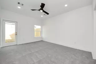 5506 Bacher St St, Houston, TX 77028 - Photo 19