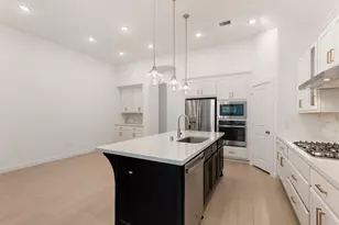17327 Merigold Hts Dr, Conroe, TX 77302 - Photo 13