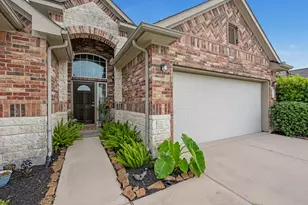 9706 Yellow Rose Dr, Texas City, TX 77591 - Photo 3