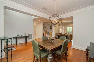 2 English Glade Ct, The Woodlands, TX 77381 - Photo 9