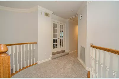 2 English Glade Court, The Woodlands, TX 77381 - Photo 31
