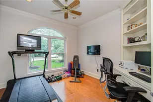 2 English Glade Ct, The Woodlands, TX 77381 - Photo 15