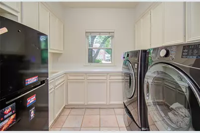 2 English Glade Court #2, The Woodlands, TX 77381 - Photo 23