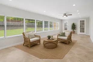 8511 Bluegate St, Houston, TX 77025 - Photo 5