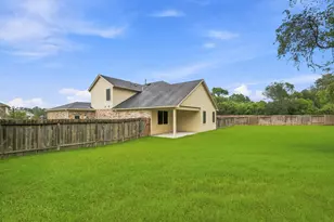 7834 London Tower Ln, Houston, TX 77044 - Photo 45
