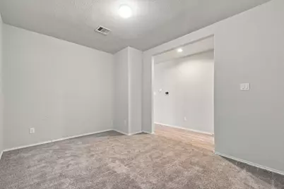 7834 London Tower Lane, Houston, TX 77044 - Photo 11