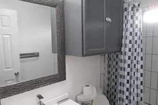 800 29th St, Dickinson, TX 77539 - Photo 13