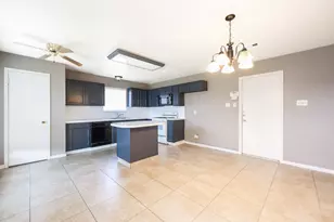 2306 Old Oak Ln, Houston, TX 77339 - Photo 5