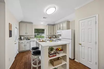 3602 Avey Court, Pearland, TX 77584 - Photo 13
