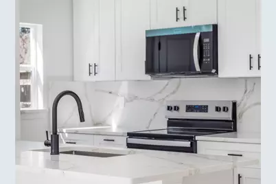 16736 E Ivanhoe, Montgomery, TX 77316 - Photo 5