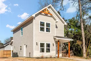 16736 E Ivanhoe, Montgomery, TX 77316 - Photo 1