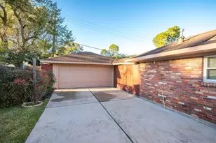 5046 Yarwell Dr, Houston, TX 77096 - Photo 3