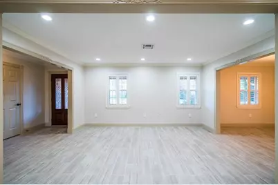 5046 Yarwell Drive, Houston, TX 77096 - Photo 11