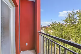 310 S Jensen Dr, Houston, TX 77003 - Photo 35