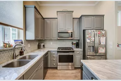 2115 Naomi Street #B, Houston, TX 77054 - Photo 21