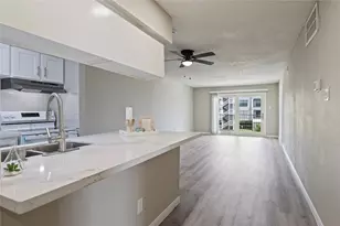 200 Yacht Club Ln, El Lago, TX 77586 - Photo 5
