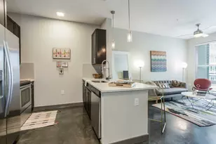1111 Durham Dr, Houston, TX 77008 - Photo 3