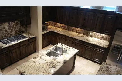 5809 Newcastle Street, Bellaire, TX 77401 - Photo 17