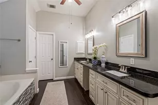 101 Arbor Springs Ln, Dickinson, TX 77539 - Photo 23