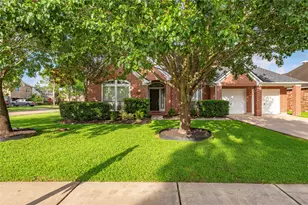 101 Arbor Springs Ln, Dickinson, TX 77539 - Photo 1