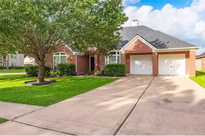 101 Arbor Springs Lane, Dickinson, TX 77539 - Photo 37