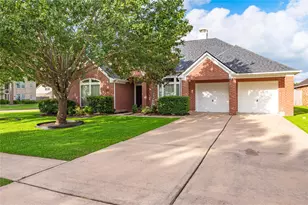 101 Arbor Springs Ln, Dickinson, TX 77539 - Photo 37