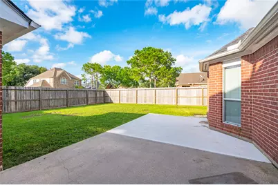 101 Arbor Springs Lane, Dickinson, TX 77539 - Photo 31