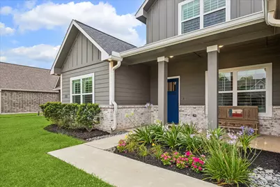111 Creekside Lane, Lake Jackson, TX 77566 - Photo 3
