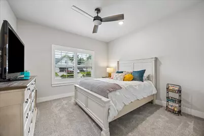 111 Creekside Lane, Lake Jackson, TX 77566 - Photo 25