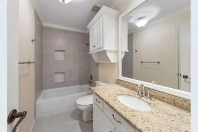 90 W Horizon Ridge Place, The Woodlands, TX 77381 - Photo 21