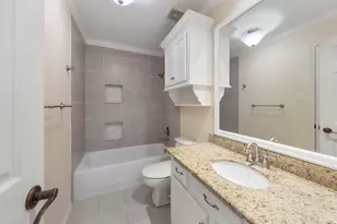 90 W Horizon Ridge Pl, The Woodlands, TX 77381 - Photo 21