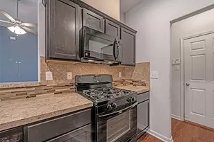 8107 Grandview St, Houston, TX 77051 - Photo 11