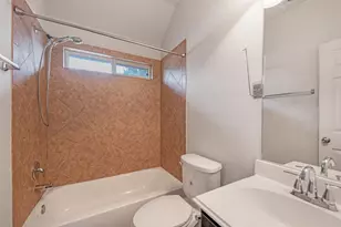8107 Grandview St, Houston, TX 77051 - Photo 23