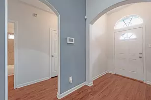 8107 Grandview St, Houston, TX 77051 - Photo 3