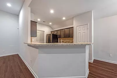 8107 Grandview Street, Houston, TX 77051 - Photo 7