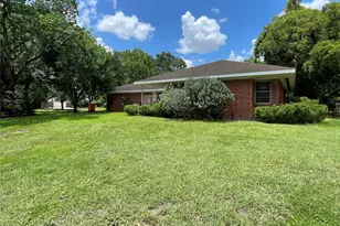 5042 Grape St, Houston, TX 77096 - Photo 23