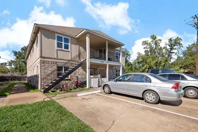 700 Lyle W Avenue #A, Cleveland, TX 77327 - Photo 13
