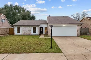 9814 Sageroyal Ln, Houston, TX 77089 - Photo 1