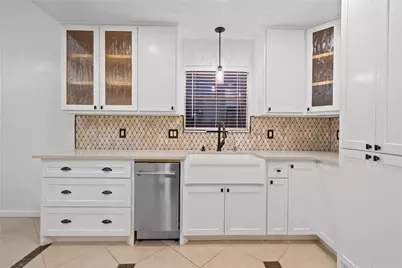 9814 Sageroyal Lane, Houston, TX 77089 - Photo 17