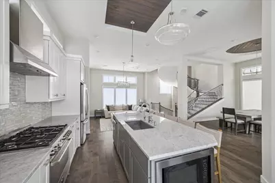 2609 Fountain Key Boulevard, Houston, TX 77008 - Photo 9
