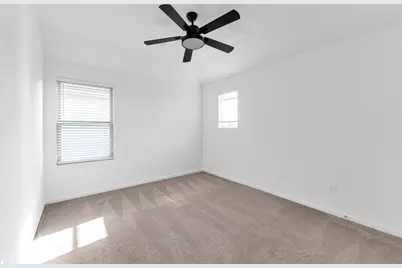 1426 Northwood Bluff Lane, Pinehurst, TX 77362 - Photo 35