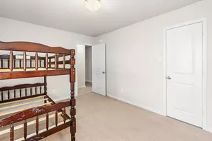 15615 Dahlia Brook Way, Houston, TX 77049 - Photo 17