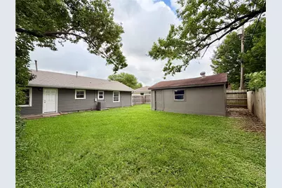 3009 Robinson Boulevard, Texas City, TX 77590 - Photo 23